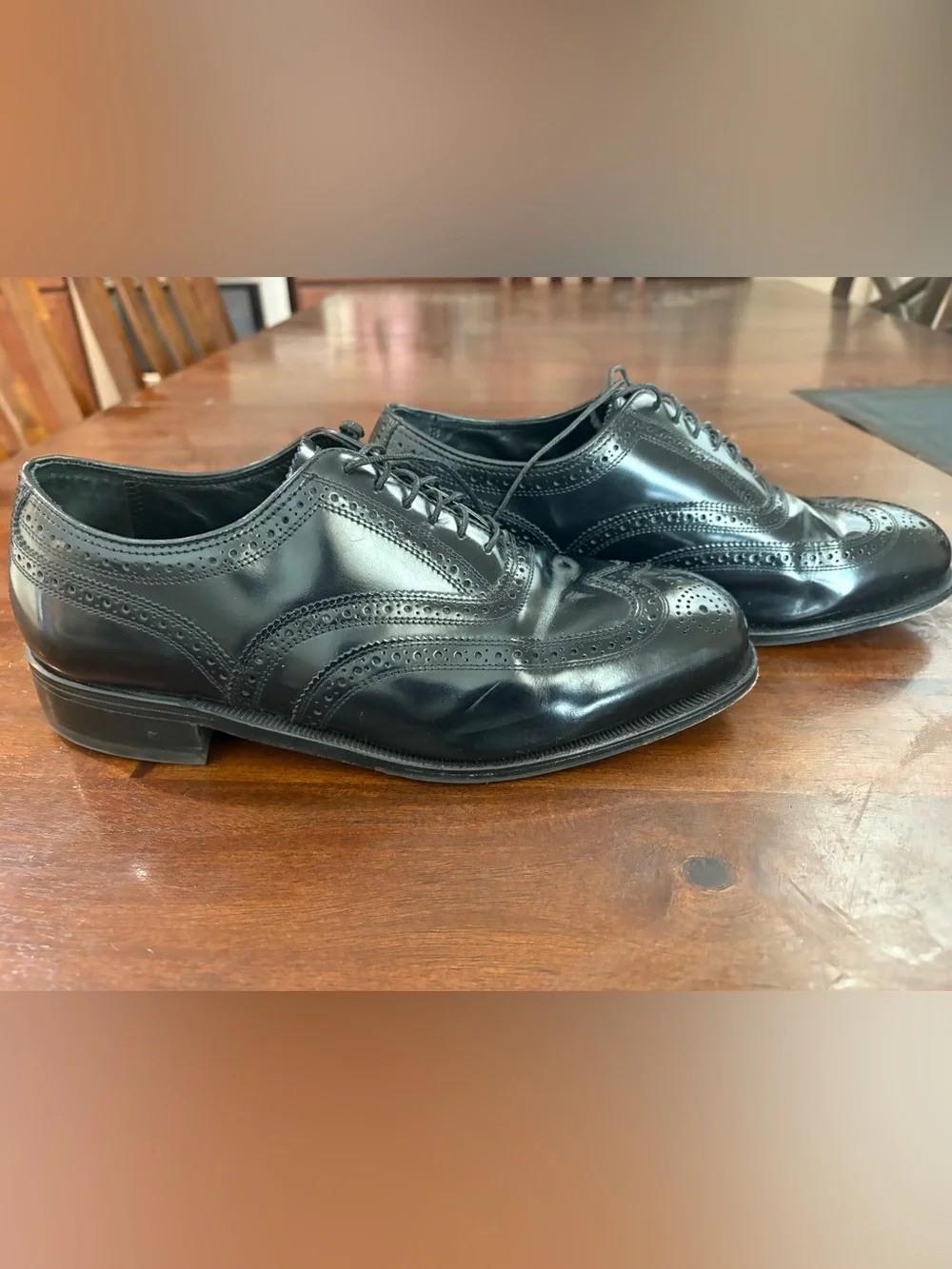 FLORSHEIM Classic Black Men’s Leather Wingtip Dress Shoes
